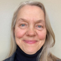 Liz-Olson-1-300x300